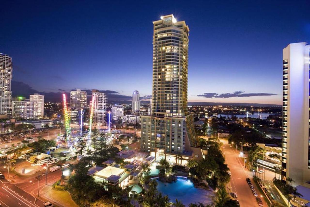 Holiday Holiday Crown Towers Gold Coast Exterior foto